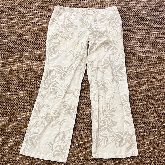 LONDONJEAN Other - LONDON JEAN Cream Floral Swim Coverup Pants